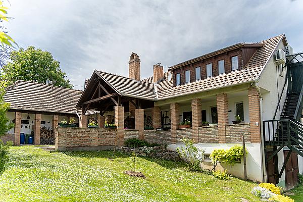 Molnár Porta - Falusi Fogadó