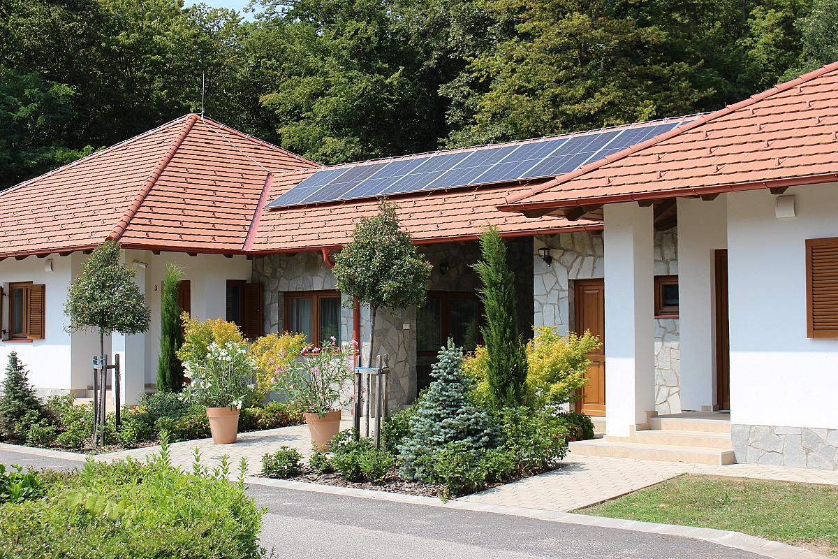 Káld-Hidegkúti Vadász, és Vendégház