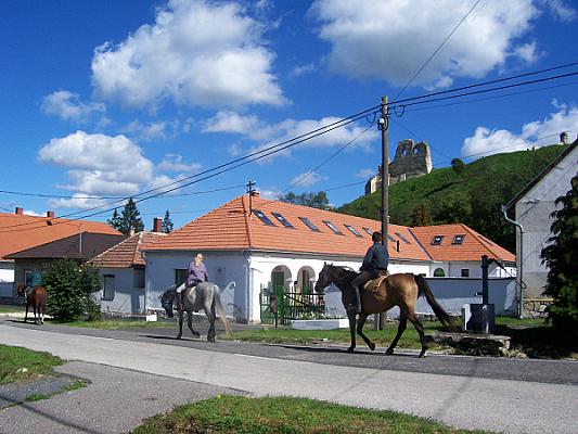 Szarvasház Turistaház