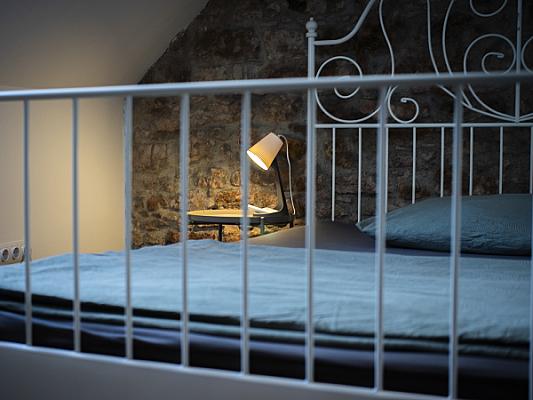 Kiadó otthonos kőház Balatonfüreden