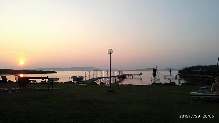 Balatonfenyves Vízparti Apartman