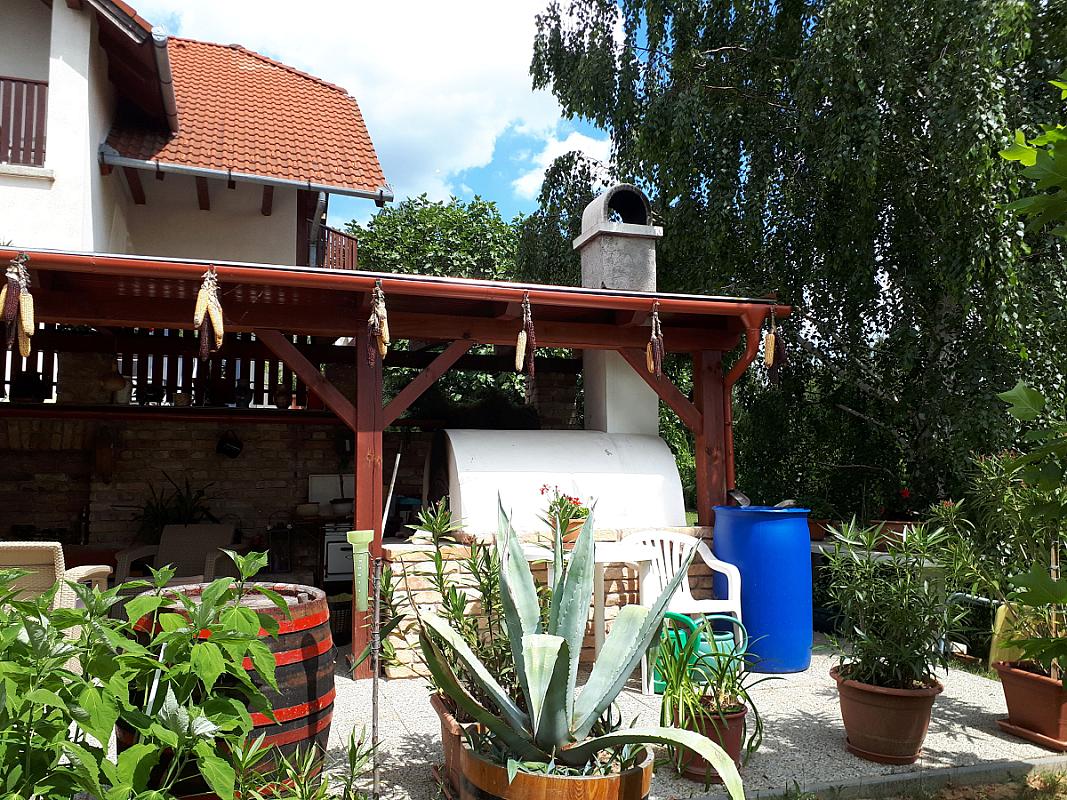 Fehér Rózsa apartman