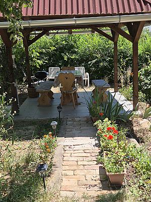 Naplopó-lak