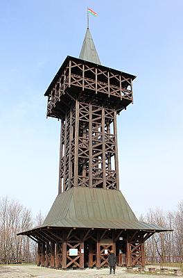 Millenniumi (Kalapat-hegyi) kilátó