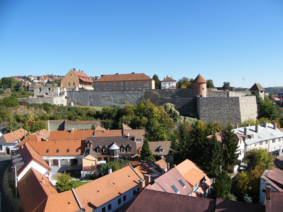 Eger körtúra: Kis-Eged – Nagy-Egedi tanösvény – Nagy-Eged – Egri vár – minaret