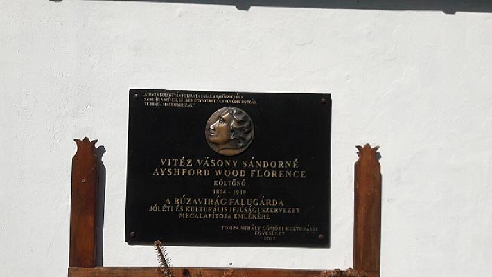 Ayshford Wood Florence-emléktábla