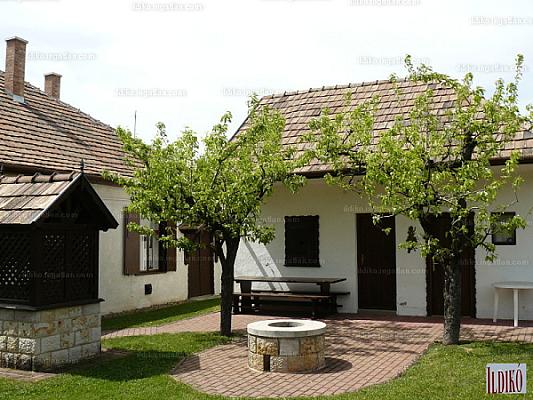 Telihold Vendégház