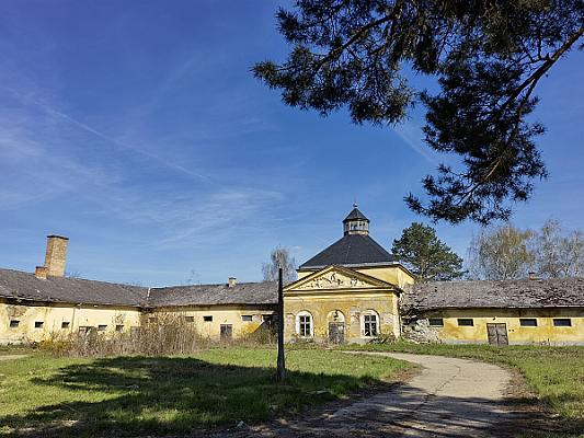 Gödöllő-Máriabesnyő családi kör: Pap Miska-kút – Babati tavak – Antal-hegy