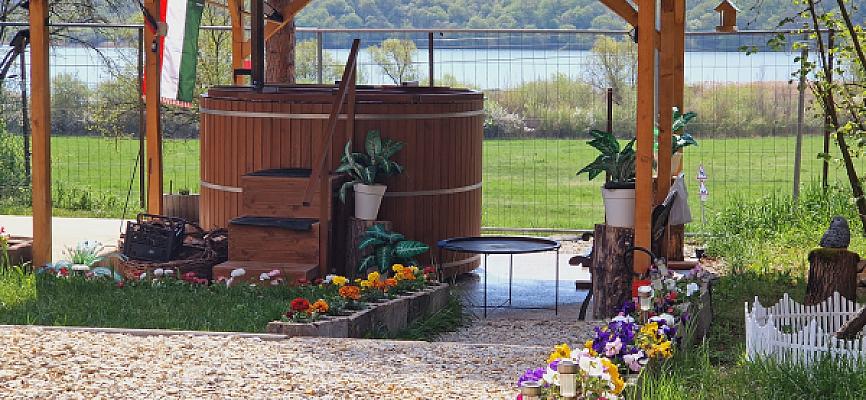 Rakaca-tó Vendégház