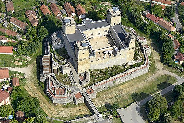 Diósgyőr családi kör: Diósgyőri vár – Vár-tető – Irén-forrás – Majláth