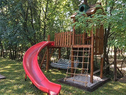 Álomvölgy Apartman