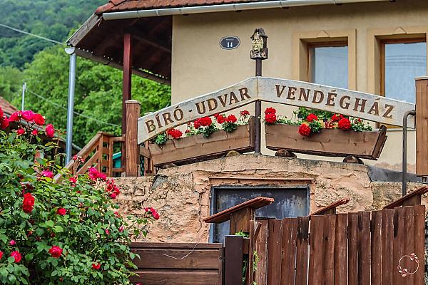 Bíró-udvar Vendégház