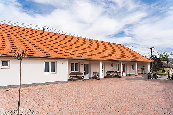 Apartmanház Bodajk