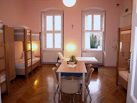 Ciszterci Szállás Pécs