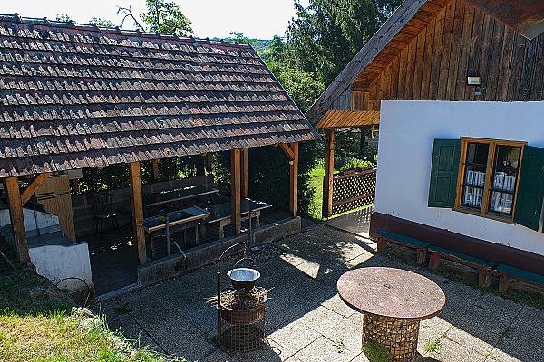 Hétszilvafás Vendégház