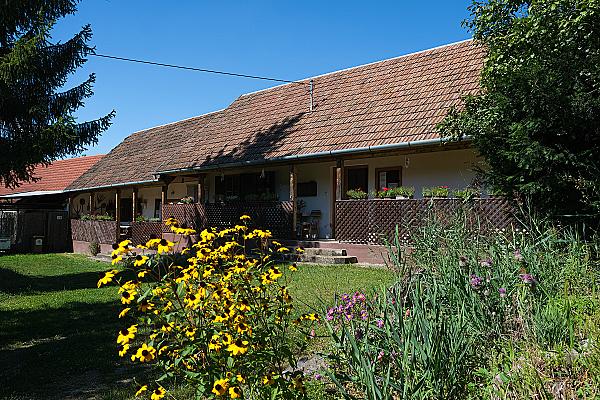 Hétszilvafás Vendégház