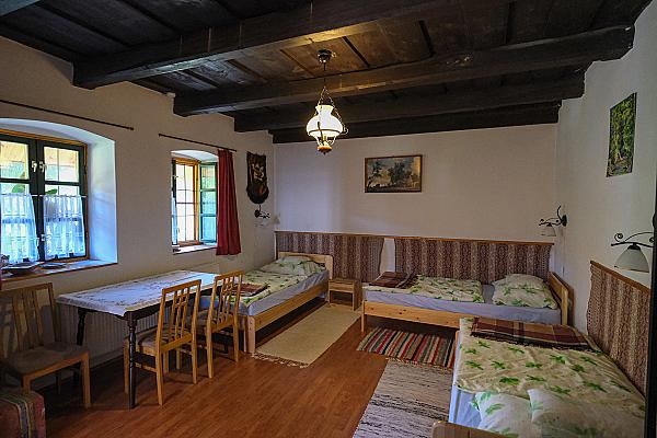 Hétszilvafás Vendégház