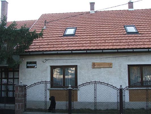 Várgesztesi Vadászház