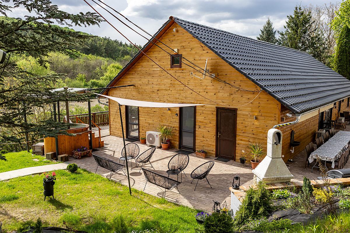 Diófaliget Vendégház