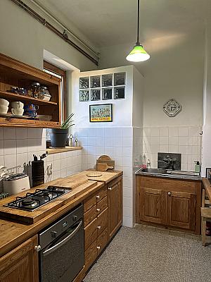 Rustic Cottage  Buda