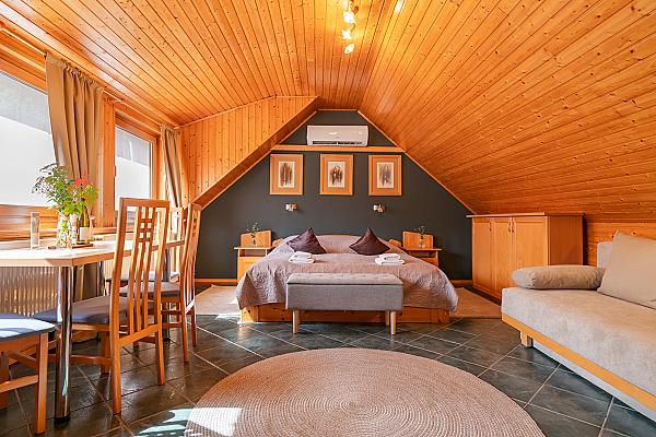 Hetényi Pincészet és Apartmanház